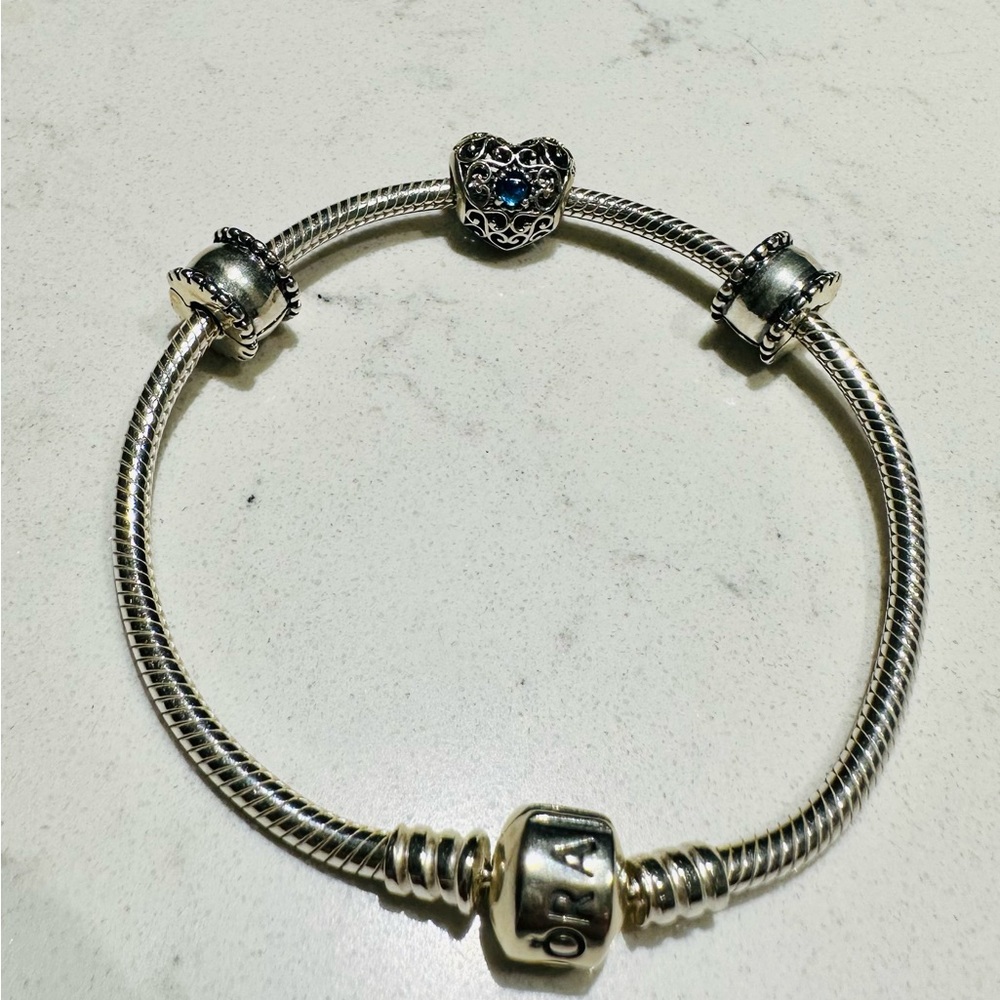 NEW Pandora silver snake chain barrel clasp bracelet w/Dec. Gemstone Heart charm